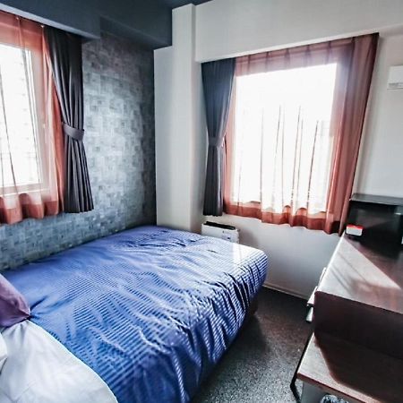 Hotel Livemax Osaka Honmachi Екстер'єр фото